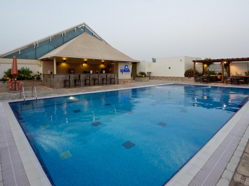 Time Grand Plaza Hotel